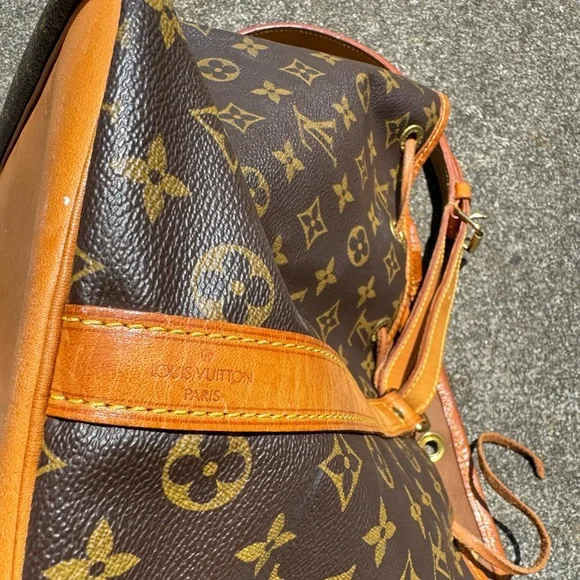Louis Vuitton Noe Petite - Picture 11 of 16